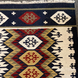 Rug - Herix Kilim white, navy, red and tan